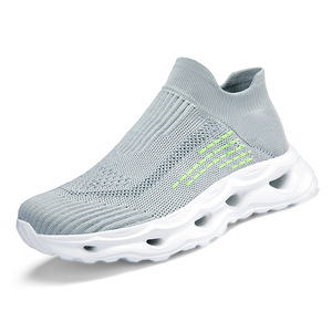 Chaussures de sport de luxe en cuir trois pièces pour créateurs de renom 2026, chaussettes et chaussures de style créateur de mode - Product Image 1