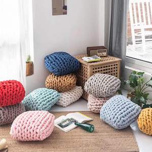 Лидер продаж, 100% Полиэстеровая крупная, очень крупная, ледяная полосатая пряжа для плетения и вязания - Product Image 5