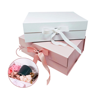 Boîte pliante magnétique blanche personnalisée 100% par le fabricant, boîte de luxe en papier avec ruban, emballage personnalisé avec logo