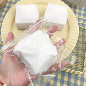 Balle anti-stress à presser en TPR malléable, super douce, à rebond lent, pour décompression, collante, unisexe, à partir de 8 ans - Product Image 4