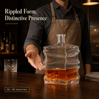 Bouteille en verre carrée gaufrée Solent Ripple pour spiritueux, emballage de boissons, OEM, marque privée, bar, hôtel, vente en gros, en vrac