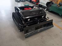 Mini tracteur robot à rotation zéro à haute efficacité agricole CE EPA personnalisé, mini tondeuse à gazon télécommandée à vendre