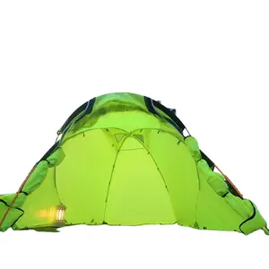 Палатка для походов