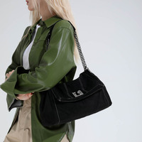 Sac fourre-tout simple à porter à la main pour femme, nouvelle collection automne 2025, sac à bandoulière polyvalent avec chaîne et texture raffinée