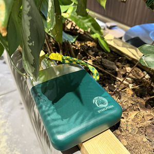 ขวดน้ำทรงเหลี่ยมแบบมีสายสะพาย The Next Big Thing รุ่น Memo Bottle สไตล์ A5 A6 A7 ขวดน้ำโลหะบางเฉียบขนาดกะทัดรัด 750 มล. - Product Image 4