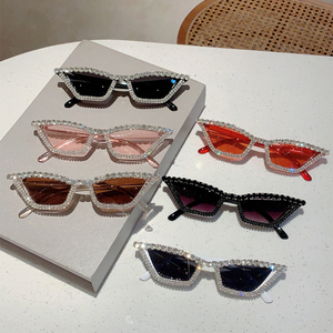 วิวิบลุค Z331AS02 แว่นตากันแดดผู้หญิงใหม่ แว่นตากันแดดทรงแคทอายประดับด้วยมือ แว่นตากันแดดหรูหราสำหรับผู้หญิง งานปาร์ตี้ ของขวัญงานแต่งงาน - Product Image 1