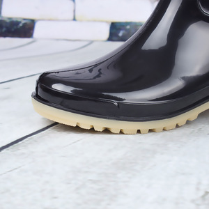 Bottes de pluie hautes pour hommes Jun Jing, noires, imperméables, antidérapantes, chaussures de travail - Product Image 5