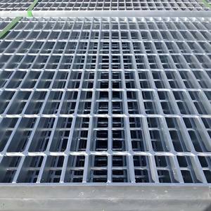 산업용 바닥재 워크 통로 플랫폼 트위스트 스퀘어 라운드 바 핫 담근 아연 도금 강철 격자 - Product Image 5