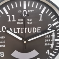 Horloge murale avion pilote : Avion de chasse, moteur turbofan, éléments d'altimètre