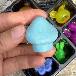 ชุดของเล่นผลไม้ NeeDoh สินค้าขายดีใหม่ประจำปี 2026 จากซินฮุ่ย ของเล่นบีบบอลนีดอห์ ใช้เพื่อบรรเทาความเครียด บรรจุในกล่อง - Product Image 3