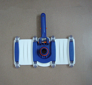 Aspirador de cabeza de vacío de piscina de 14 "con ruedas para limpieza de fondo de piscina - Product Image 5