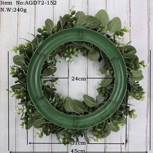 Coronas de Acción de Gracias de 20 Pulgadas, Hojas Artificiales Verdes de Eucalipto, Corona Navideña para Puerta Principal, Corona de Halloween - Product Image 4