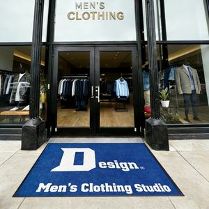 Tapis personnalisé multi-couleurs/tailles, tapis de sol commercial texturé doux fabriqué à la machine, paillasson d'entrée personnalisé - Product Image 1