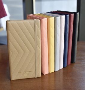 การออกแบบที่กําหนดเองปกหนังสังเคราะห์ผ้านวมสมุดบันทึกวางแผนคลื่นบางเฉียบชั้นดี - Product Image 4