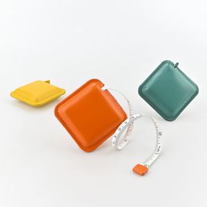 Cinta Métrica de Cuero PU de 1.5m, con Logotipo Personalizable, Fácil de Transportar, Delicada y Pequeña, Impresa con UV - Product Image 1