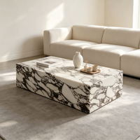 Viola-förmiger Natürlicher Calacatta-Marmor Moderner Couchtisch mit Niedrigem Gestell Luxuriöser Maßgefertigter Esszimmer-Apartment-Hotel-Beistelltisch