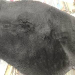 Tapis en poils de mouton lisse à double face en fourrure d'animal véritable pour tapis de salon - Product Image 3