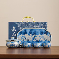 Ensemble de tasses à thé en céramique bleue et blanche à motif de pivoine, patrimoine immatériel chinois, avec coffret cadeau de luxe pour les fêtes et les cadeaux d'affaires