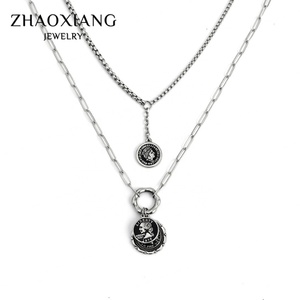 Colliers ras du cou multi-couches pour femmes, accessoires de bijoux en acier inoxydable, pendentifs en forme de pièce de monnaie - Product Image 2