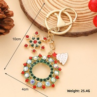 Porte-clés de Noël en alliage émaillé, pendentifs sapin de Noël, couronne, cloche, canne à sucre, flocon de neige, cadeau de vacances, décoration, porte-clés
