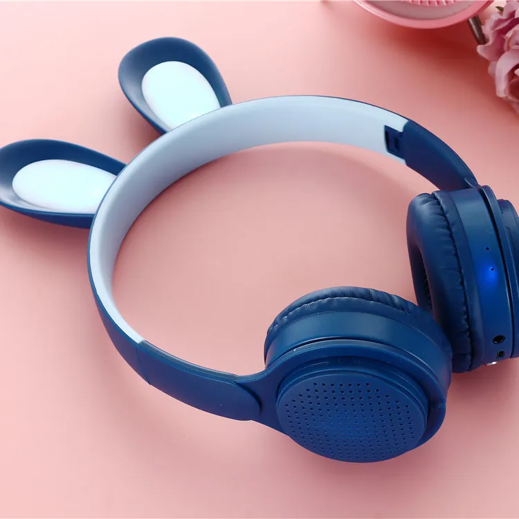 Neuer Kopfhörer Cute Rabbit Ear Kopfhörer LED Kids Wireless Headset Kopfhörer mit glänzendem fünfzackigen Stern muster
