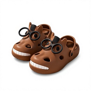 Funny Horse Pattern Couple <b>Clogs</b>, EVA Non-slip Wear-resistant Sandals, Outdoor Beach <b>Slippers</b> for Summer Men Women - Product Image 1