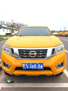 Pick-up Nissan Navara d'occasion 2021 2.5L 4x4 Premium LHD Peinture d'origine Comme neuf Prêt à être expédié FOB - Product Image 2