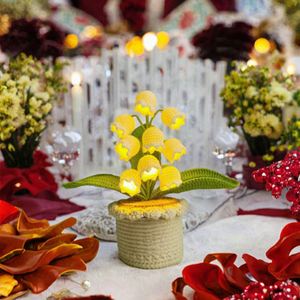 ดอกไม้ถักไหมพรมหลากสีสันแบบหลายหัว รุ่นใหม่ล่าสุด ตกแต่งกระถางดอกลิลลี่วัลเลย์ สำหรับเทศกาลตรุษจีน - Product Image 1