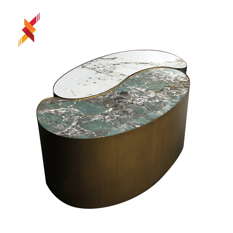 Nuovi mobili di design tavolini da caffè in pietra sinterizzata con base in metallo decorativo in marmo bianco e verde per soggiorno
