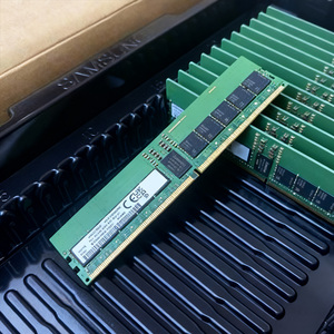 M321R8GA0PB0-CWM Nuevo Módulo de Memoria DDR5 PC5-44800 de 64GB, 5600MHz RDIMM 1.2V, 1 Año de Garantía, para Servidor, en Stock - Product Image 2