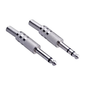 Micrófono Dinámico con Conector de Audio Estéreo de 6.35mm, Cableado Metálico para Grabación - Product Image 3