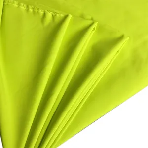 Venta al por mayor anti-uv trama estiramiento opaco peso ligero 100 poliéster tela al aire libre para pantalones cargo