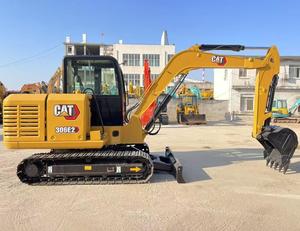 Mini-excavatrice sur chenilles Caterpillar CAT306E2 d'occasion de 6 tonnes, moteur inclus, modèle 2024, excellent état, prix réduit - Product Image 1