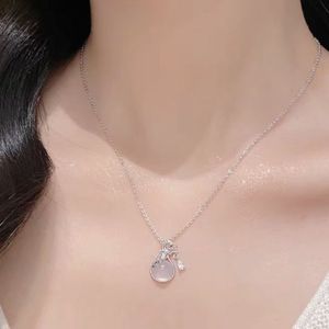 2024简约百搭吊坠项链，时尚时尚 - Product Image 1