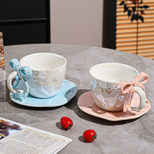 Conjunto de Xícara de Café e Prato em Cor Pérola com Design de Laço, Caneca de Cerâmica de Alto Valor para Meninas - Product Image 3