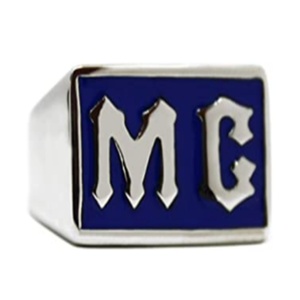 Anillo de Acero Inoxidable 316L al por Mayor, Diseño de Calavera Gótica para Motociclistas, Anillo del Club de Motociclistas MC, Anillo del Club de Motociclistas Outlaw MC, Anillo de Acero Inoxidable 316L MC - Product Image 1