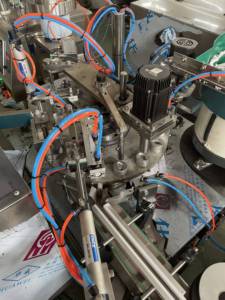 Supper Glue Paching Production <strong>Line</strong> 500 Mlbottle Rotary Pump Color Spray Powder Small Viscous Bottle Tube Manual Filling Machine