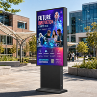 Écran d'affichage extérieur sur pied AIYOS avec capteur de luminosité automatique, surveillance de la température, diagnostics à distance et contrôle CMS 24h/24 et 7j/7