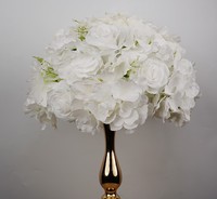 Luxuriöse Realistische Moderne Künstliche Seidenblumen-Kugel Langlebiges Blumen-Centerpiece für Hochzeitstisch-Dekoration