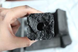 Carbón Vegetal de Bambú Hexagonal de Alta Calidad, Hecho a Máquina, Sin Humo, para Barbacoa, Alto Contenido de Carbono (>90%), Tiempo de Combustión de 4-5 Horas - Product Image 5