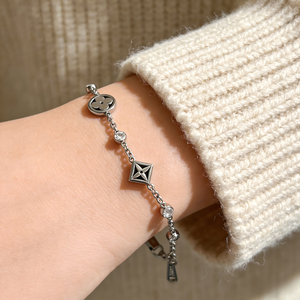 Pulsera <span class=keywords><strong>de</strong></span> Acero Inoxidable con Trébol <span class=keywords><strong>de</strong></span> Cuatro Hojas Hueco, Chapada en Oro PVD, con Circonitas, Resistente al Deslustre y al Agua, Venta al por Mayor, Pulsera <span class=keywords><strong>de</strong></span> Moda para Mujer - Product Image 2