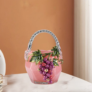 Jarrón decorativo de metal con diseño de uva, estilo mimbre, de lujo ligero, creativo, para sala de estar, cesta tejida a mano, adorno para el hogar. - Product Image 5