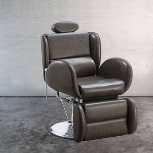 Sillón de Barbería Reclinable Hidráulico Retro Tapizado en Cuero Verde para Peluquería y Salón de Belleza - Product Image 3