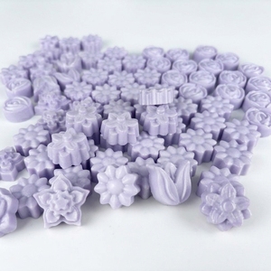 Cera Depilatoria Floreale Personalizzata OEM in Perle di Cera Dura alla Cera d'Api, Profumo Floreale, per <span class=keywords><strong>Viso</strong></span> e Zona Bikini, Senza <span class=keywords><strong>Strisce</strong></span> di Carta, 100g - Product Image 2