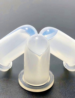Nouveau design de moules de rouge à lèvres personnalisés OEM en forme de cœur Moule de balle de rouge à lèvres flexible Kit de fabrication de rouge à lèvres lisse en silicone
