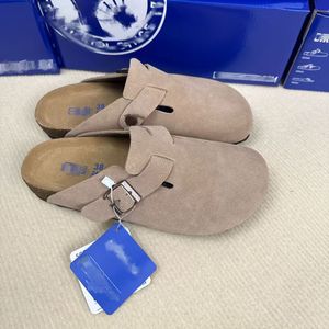 Mules Boken de Lujo al por Mayor, Cómodos, de Ante Vacuno, Planos, con Punta Cerrada, Zuecos Borke para Hombre y Mujer, Pantuflas de Marca de Diseñador Populares con Soporte de Arco - Product Image 1