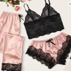 Lingerie Sexy pour Femmes Offre Spéciale <span class=keywords><strong>Pas</strong></span> <span class=keywords><strong>Cher</strong></span> 3 Pièces Sexy Dentelle Satin Pyjamas <span class=keywords><strong>Ensemble</strong></span> Vêtements De Nuit Cami <span class=keywords><strong>Soutien</strong></span>-<span class=keywords><strong>Gorge</strong></span> Pantalon <span class=keywords><strong>Ensemble</strong></span> pour Femmes - Product Image 3