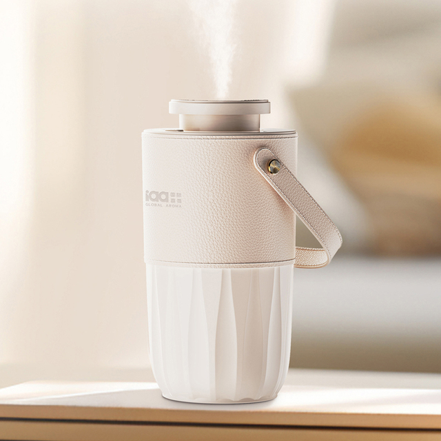 For Private Label Luxury Portable Car Aromatherapy Diffuser Smart Auto Battery Powered Waterless Fragrance Oil Air 1 Year