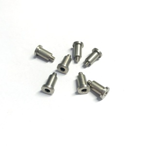 Pièces d'alimentation pour machines SMT Hitachi séries GD/GT : PIN LOCATE 6301275215/630 127 5215 216E1495 KYK-M8616-000 - Product Image 1