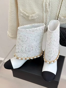 Botas de Mujer de Diseño de Lujo, Punta Redonda, Cuero Genuino, Tacón Grueso, Malla Vaquera, Cadena Metálica, Tacón Alto a Media Pierna - Product Image 4
